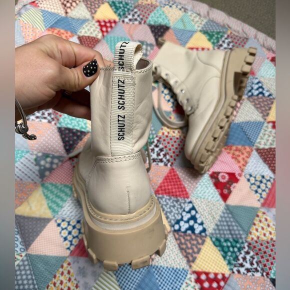 Schultz Beige Lace-Up Ankle Boots Size 9 women - Picture 3 of 6